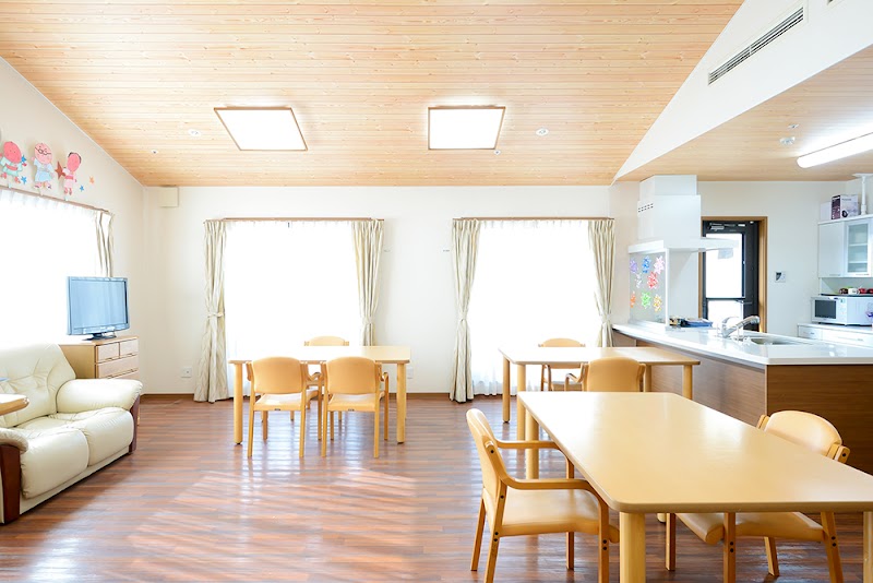 たのしい家 栄生（認知症グループホーム）