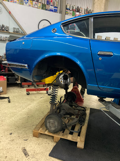 Seeder's Garage Gallery - France