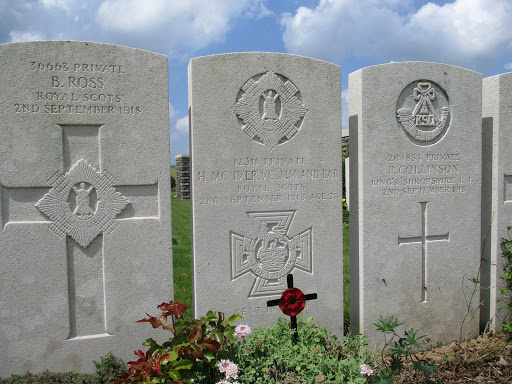 Vraucourt Copse Cemetery - Thumbnail