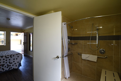 Morro Bay Beach Inn - Thumbnail