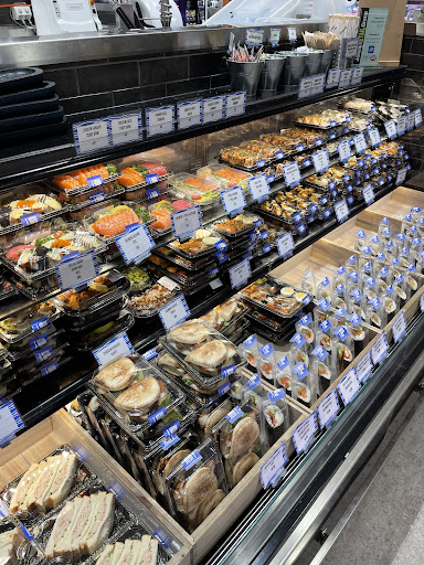 IGA on Bloomfield - Thumbnail