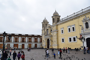 Casa de las trece puertas 0