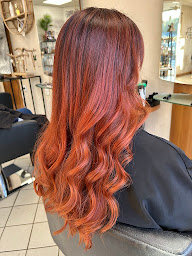 Photo n°3 de Le Salon d’Hélène à Ribécourt-Dreslincourt (Salon de coiffure)