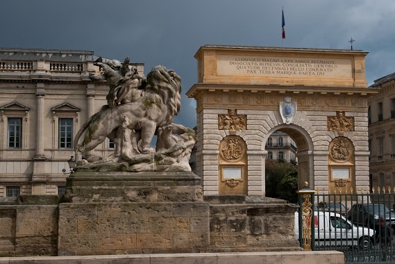 Parking EFFIA Montpellier Arc de Triomphe, Author: Alexandru C. Ene