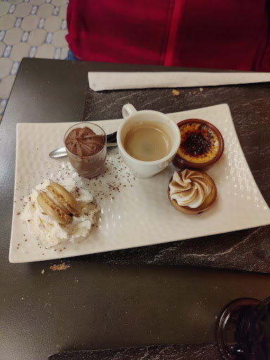 Photo 2 - Creperie Brasserie La Banque