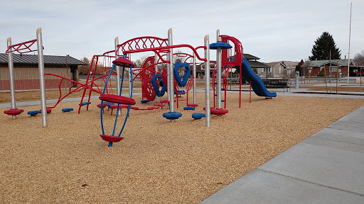 Stuart Park Splash Pad - Thumbnail
