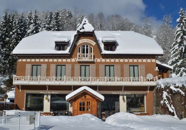 Auberge La Douce Montagne - Hotel Restaurant Bar