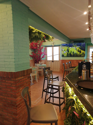 Bar Romate - Visual