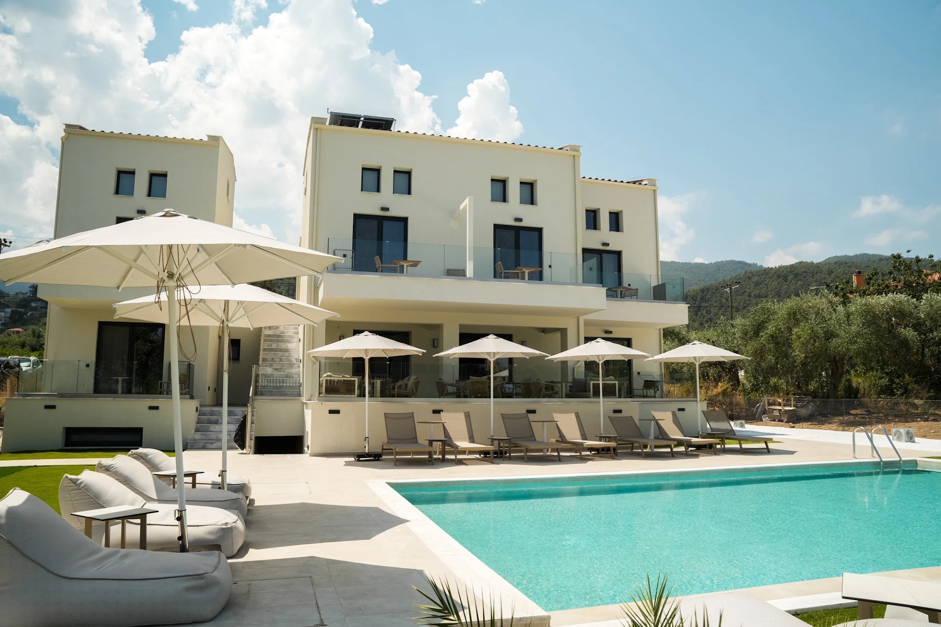 ETHÉREAL Thassos