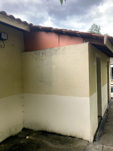 Photo de AF Rénovation - Couvreur Libourne 33500 Fuite Toiture Démoussage à Libourne (33500)