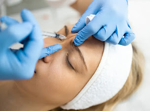 Photo n°4 de Docteur Alexandra Huart, chirurgien maxillo-facial à Horbourg-Wihr (Chirurgien esthétique)