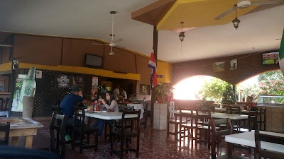 Photos of La Pipiola