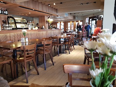 Photos of Cafe De La P