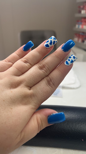 Nails 231 - Thumbnail