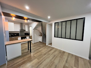 Photo n°25 de RENOVAPPART entreprise de rénovation intérieure plomberie électricité isolation carrelage peinture à La Baconnière (Carreleur)