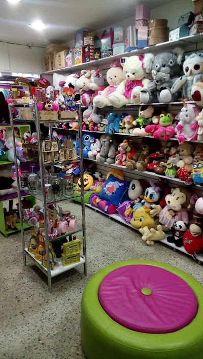 home-goods-store