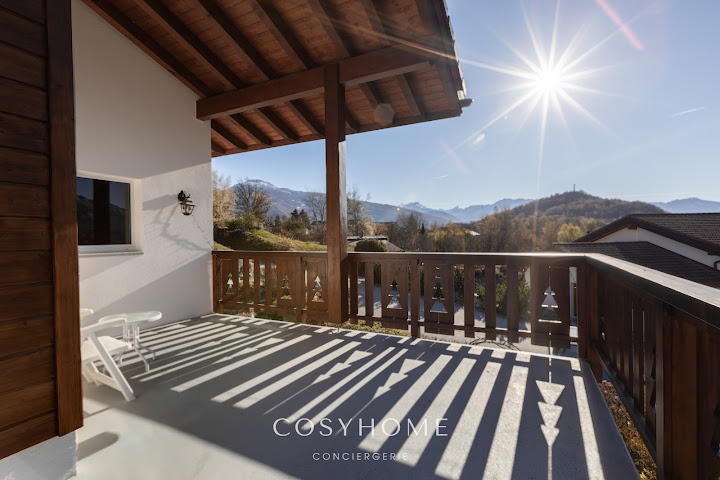 Chalet des Alpes by null