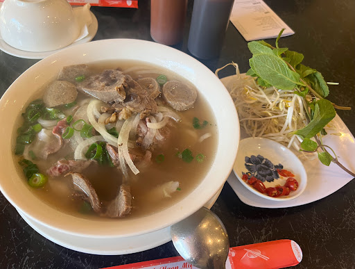 Vietnamese House Restaurant - Thumbnail