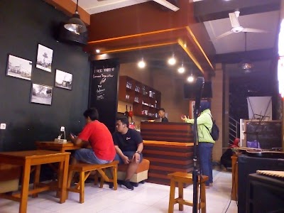 Photos of Warkop Mbah Timboel