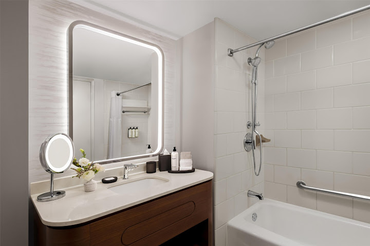 Manchester Grand Hyatt San Diego by null