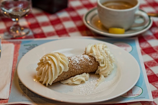 Angelo's Fairmount Tavern