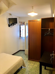 Photo n°4 de Hôtel Des Etuves à Montpellier (Hostellerie)
