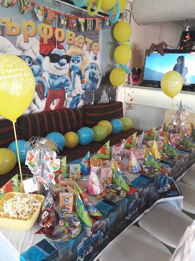Photos of Children's Party Center "The Smurfs"
