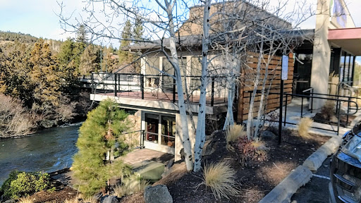 Riverside Wellness - Visual