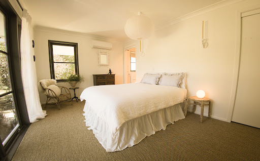 Alba House Robertson - Thumbnail