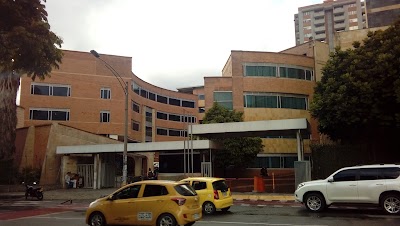 Photos of Instituci&oacute;n Universitaria Salazar y Herrera - IUSH (Campus Estadio)