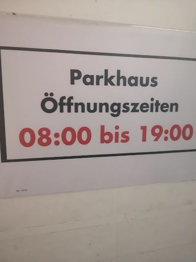 Parkhaus GALERIA Berlin Tempelhof - Thumbnail