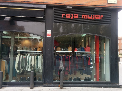 Roja Mujer - Visual