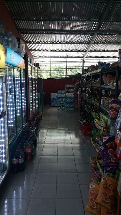 Photos of Super La Tropicana