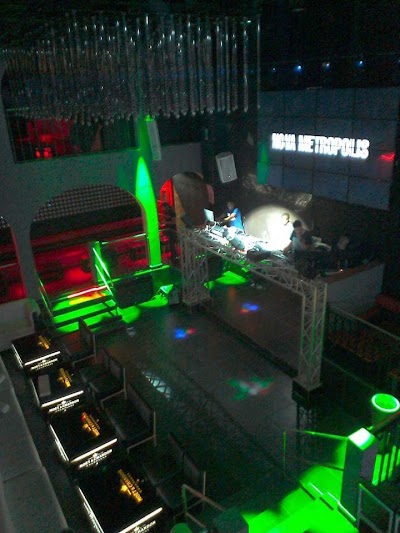 Photos of Nova M&Eacute;TROPOLIS