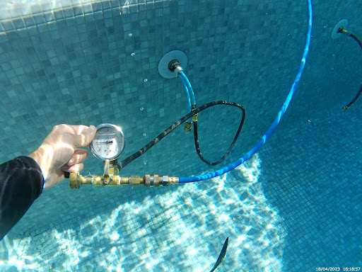 Photo de Locamex Méditerranée - fuite piscine : Var 83, Alpes-de-Haute-Provence 04, Hautes-Alpes 05, Alpes-Maritimes 06 à Trans-en-Provence (83720)