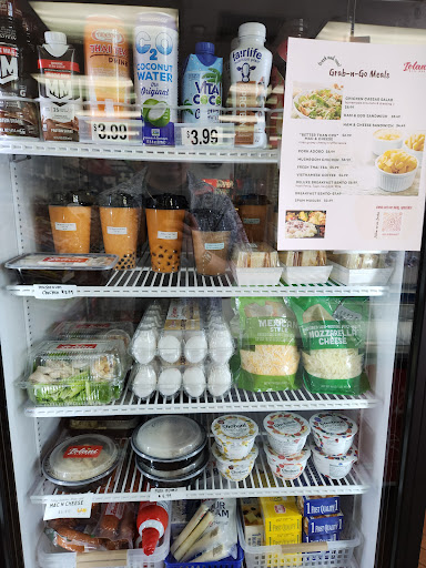 Iolani Mini Mart