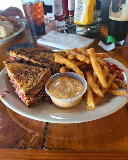 Tully's Taproom - Thumbnail