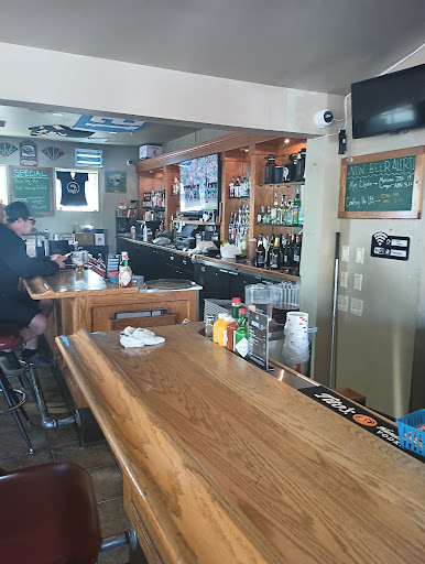 Cascade Lakes Pub at 7th St Gallery - United States