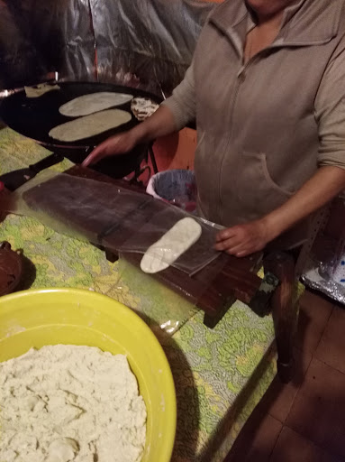 Quesadillas Gigantes "PERY" - Thumbnail