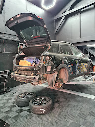 Photo n°16 de AFYA Prestige - Bosch Car Service à Bagneux (Vendeur de voitures d'occasion)