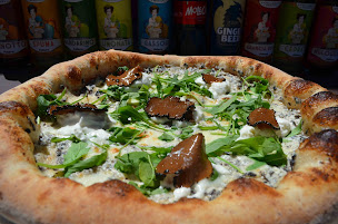 Photo n°17 de L'Authentique Pizza à Marseille (Sandwicherie)