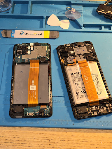 Barbe Rousse Réparation de téléphones - Thumbnail