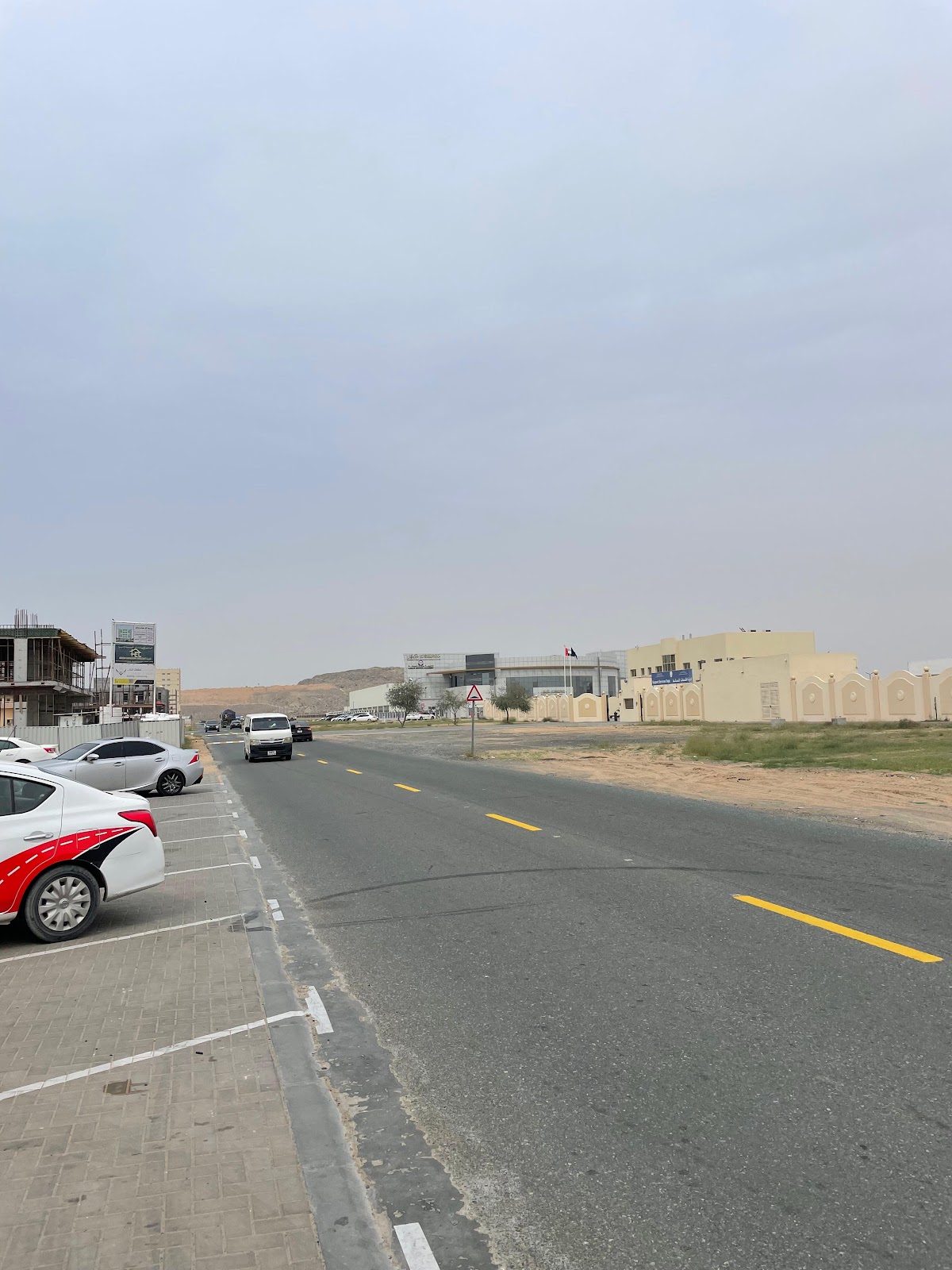 AL MADANI MOTOR DRIVING SCHOOL - صورة 2