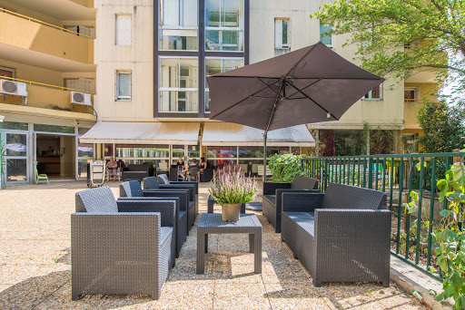 Photo de Colisée - EHPAD LES SOLEIADES à Sainte-Anastasie (30190)