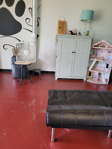 Lan Yap Grooming Salon - Thumbnail