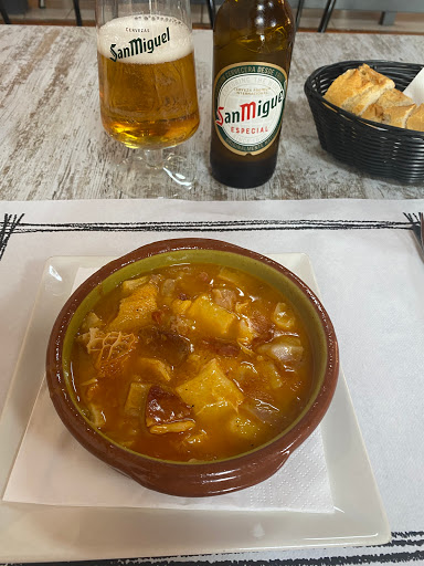 Bar Mònico - Visual