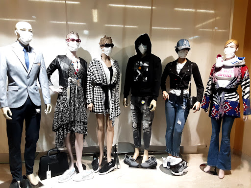 Piazza Affari Abbigliamento e Calzature
