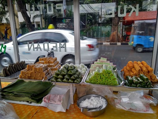 Kue & Lontong Medan Bang Ion, Author: Hotlend Bram