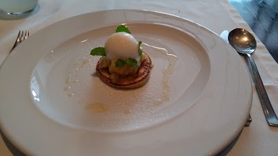 Photos of Cos&igrave;