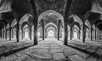 Photos of Vakil Mosque 🕌